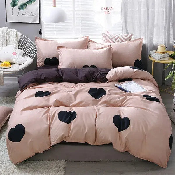Simple Polyester Duvet Cover Modern-Black Heart-Linas