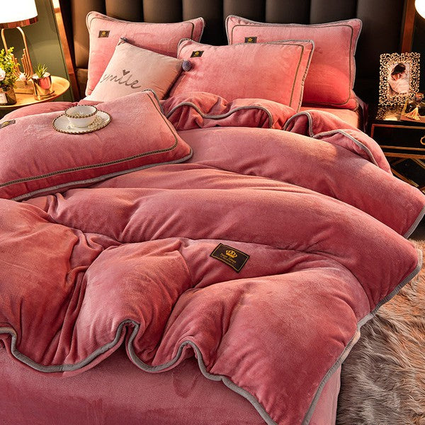 Bedding set luxury-Carmine-Linas